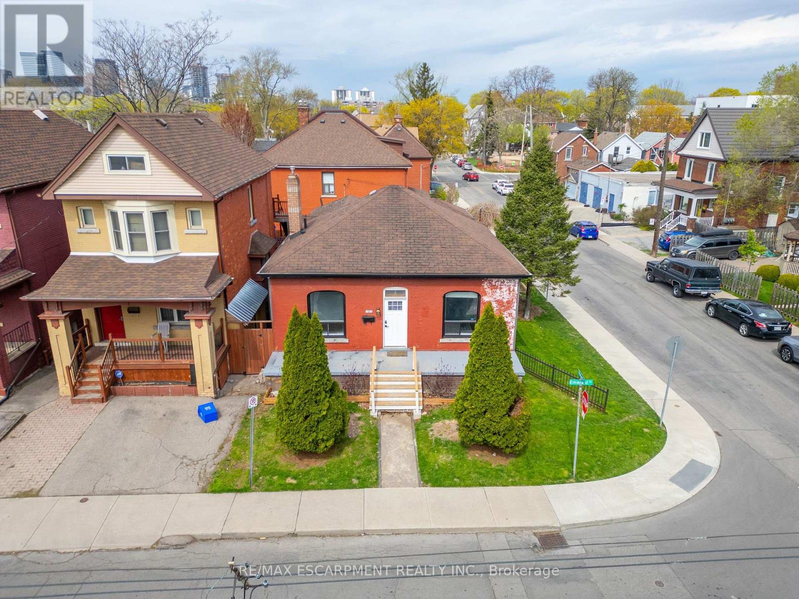 197 Emerald Street N, Hamilton, Ontario  L8L 5K9 - Photo 41 - X12125946