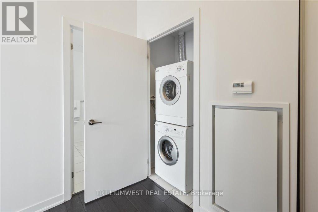 1702 - 85 Duke Street W, Kitchener, Ontario  N2H 0B7 - Photo 32 - X12125966