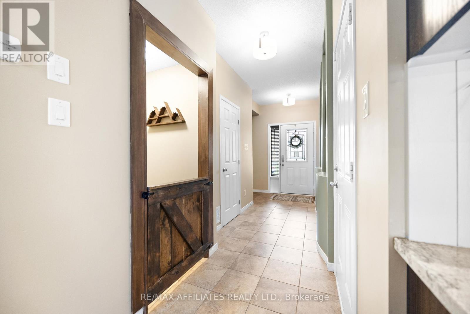 62 Hackberry Trail, Carleton Place, Ontario  K7C 0B1 - Photo 3 - X12117302