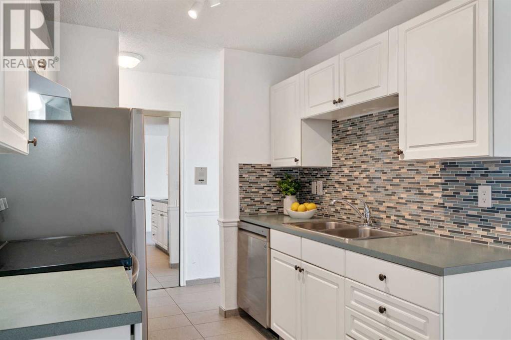 Property at 404, 1113 37 Street SW image 4