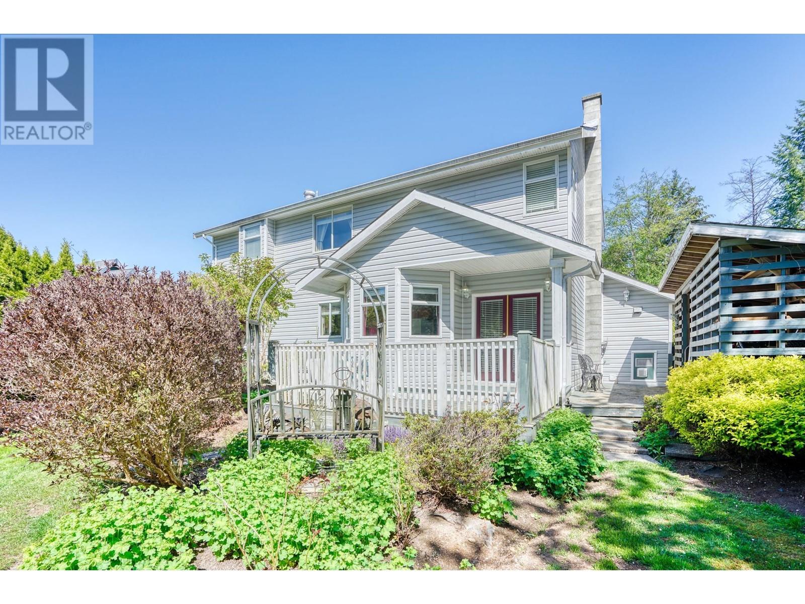 1002 Pomona Way, Squamish, British Columbia  V8E 0A2 - Photo 6 - R2998308