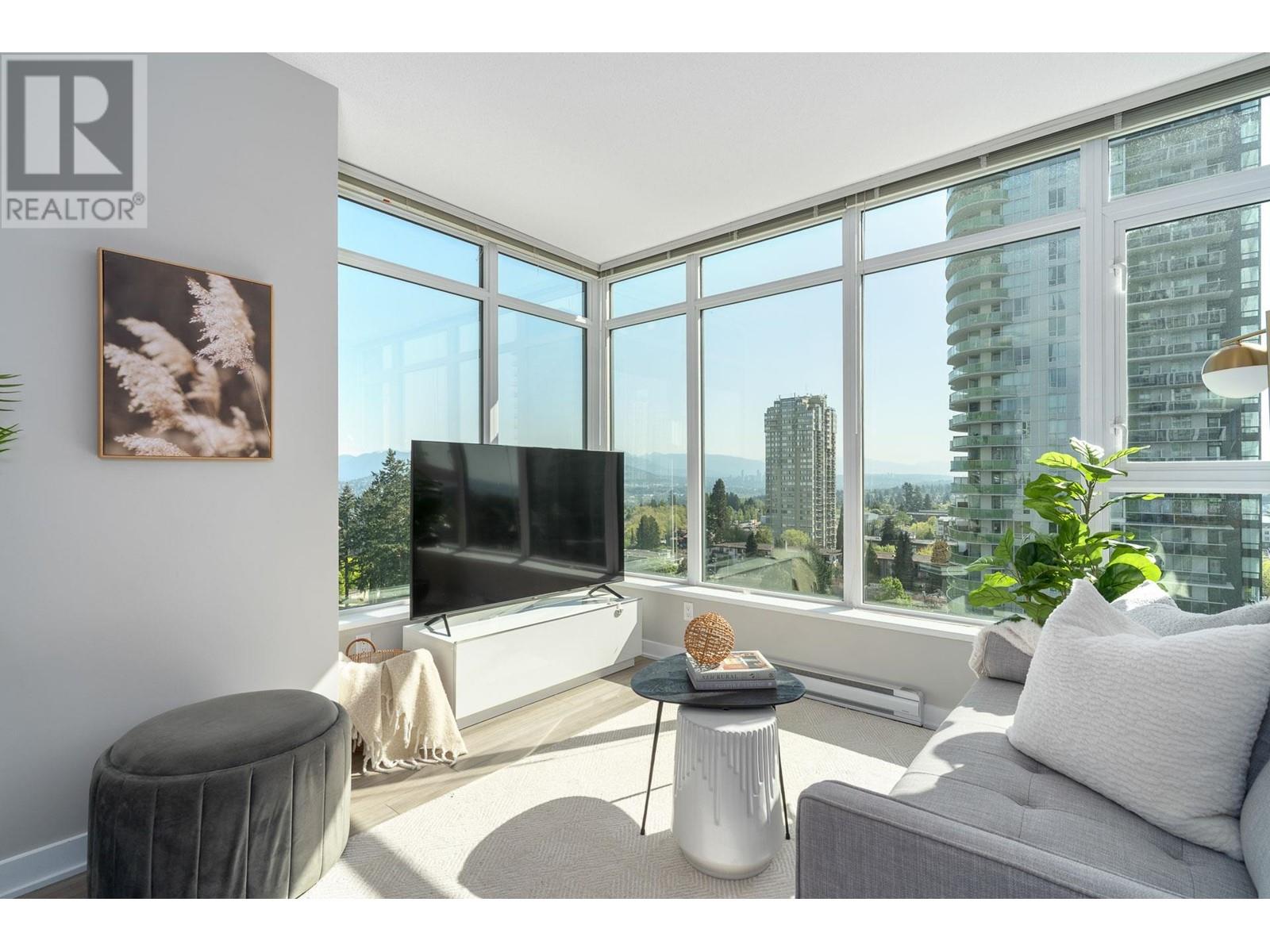 1706 4900 Lennox Lane, Burnaby, British Columbia  V5H 0G9 - Photo 3 - R2998471