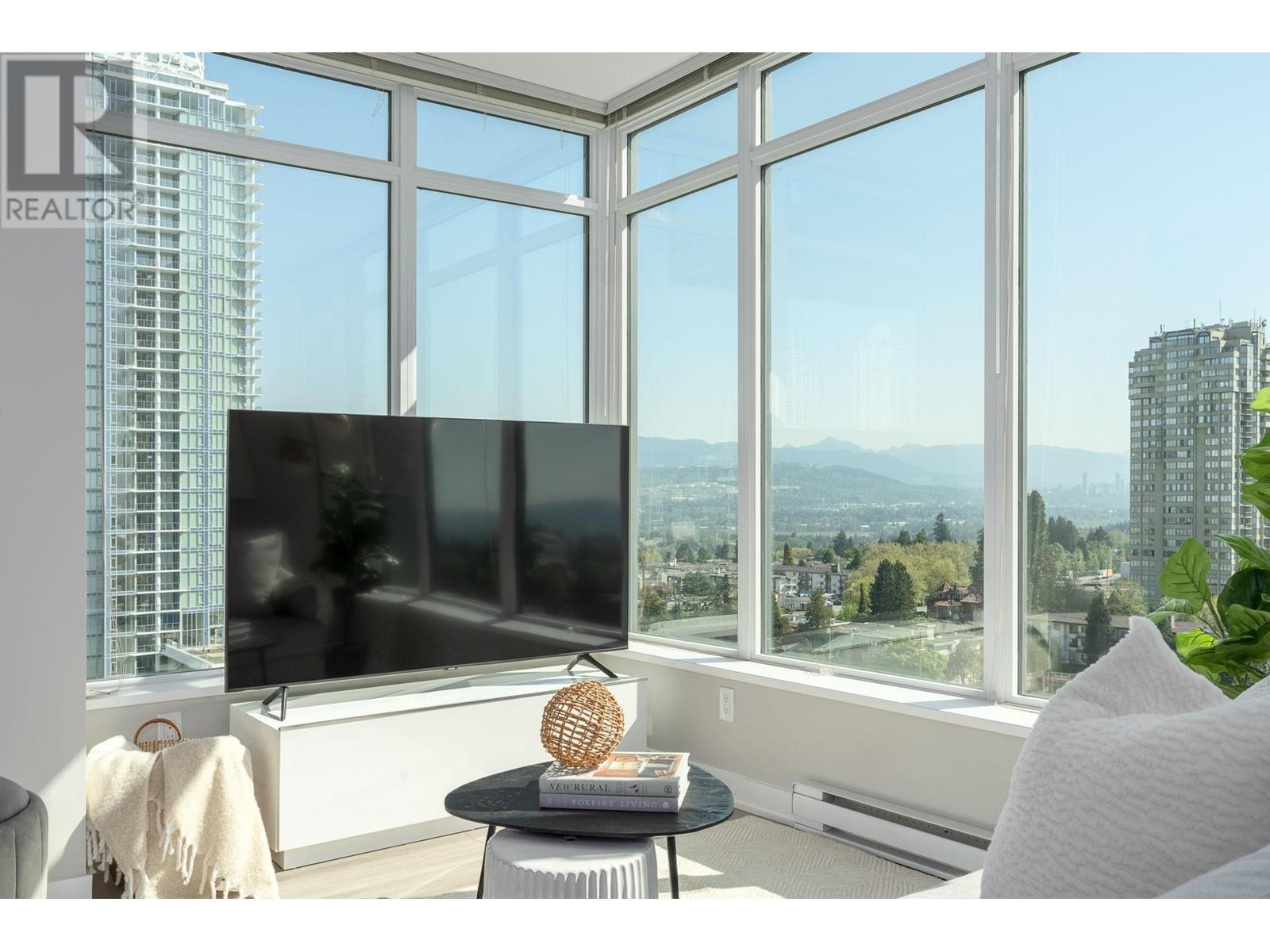 1706 4900 Lennox Lane, Burnaby, British Columbia  V5H 0G9 - Photo 5 - R2998471