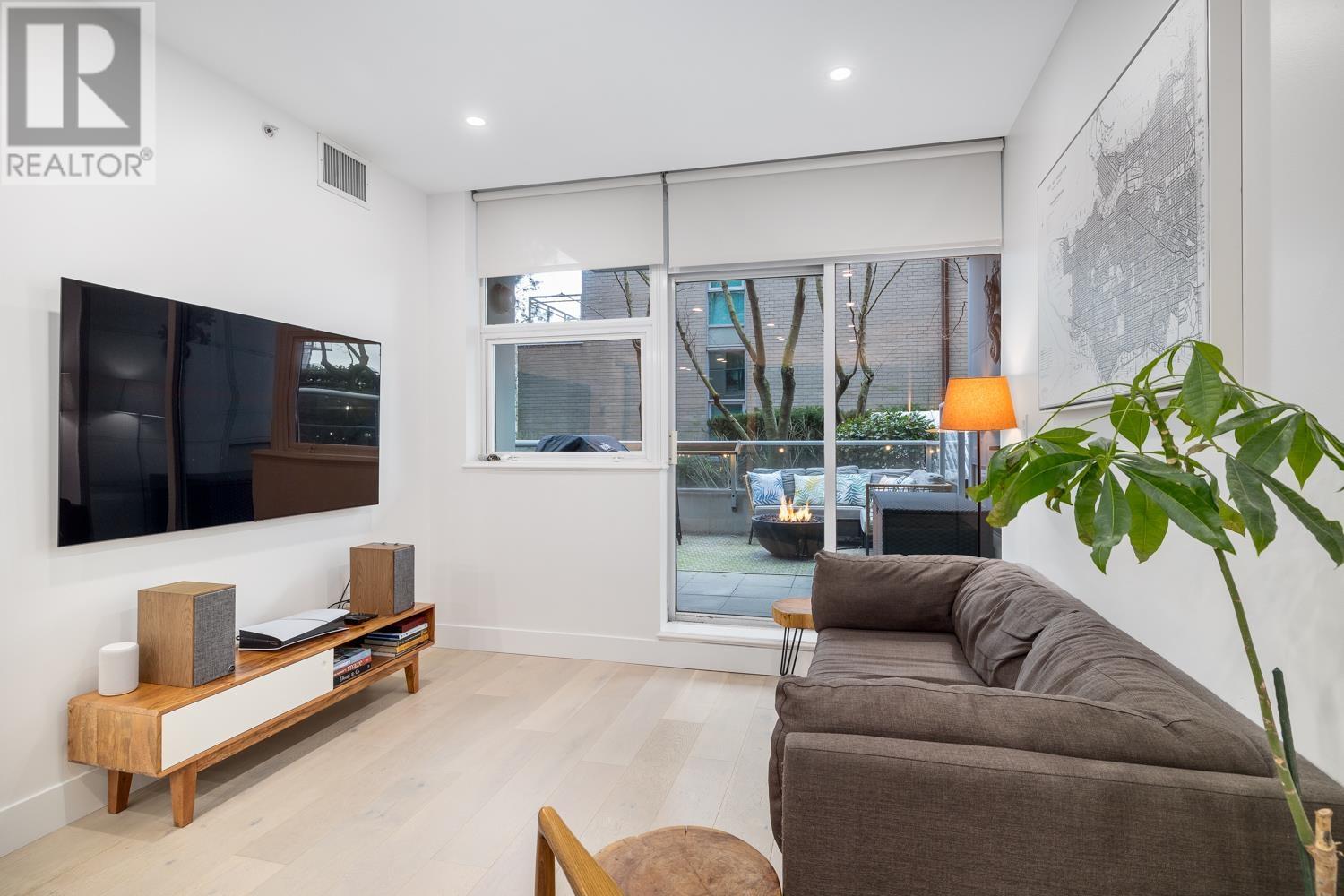 301 168 E Esplanade, North Vancouver, British Columbia  V7L 4X8 - Photo 8 - R2998482