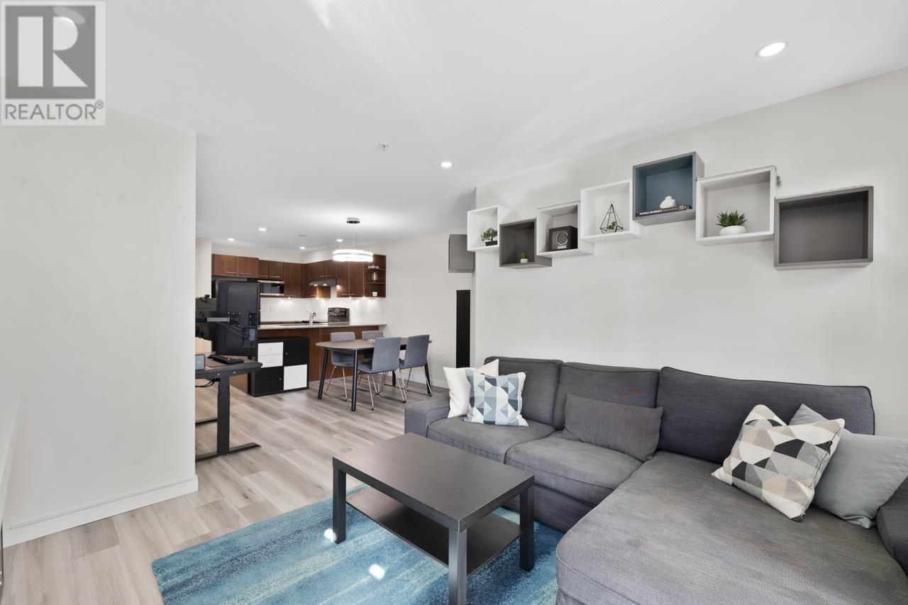 116 4868 Brentwood Drive, Burnaby, British Columbia  V5C 0C2 - Photo 3 - R2998508