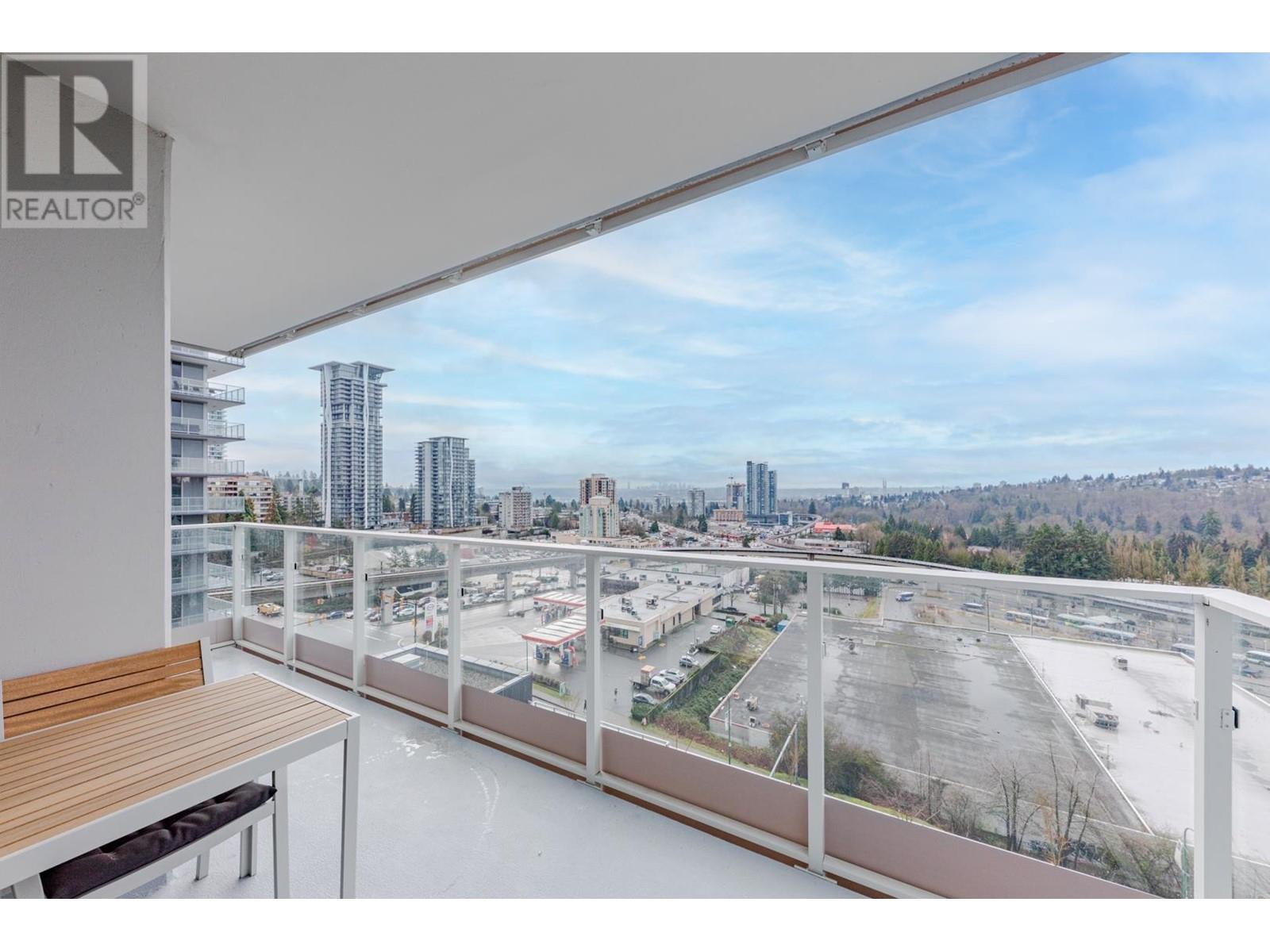 605 3833 Evergreen Place, Burnaby, British Columbia  V3J 0M2 - Photo 1 - R2998521