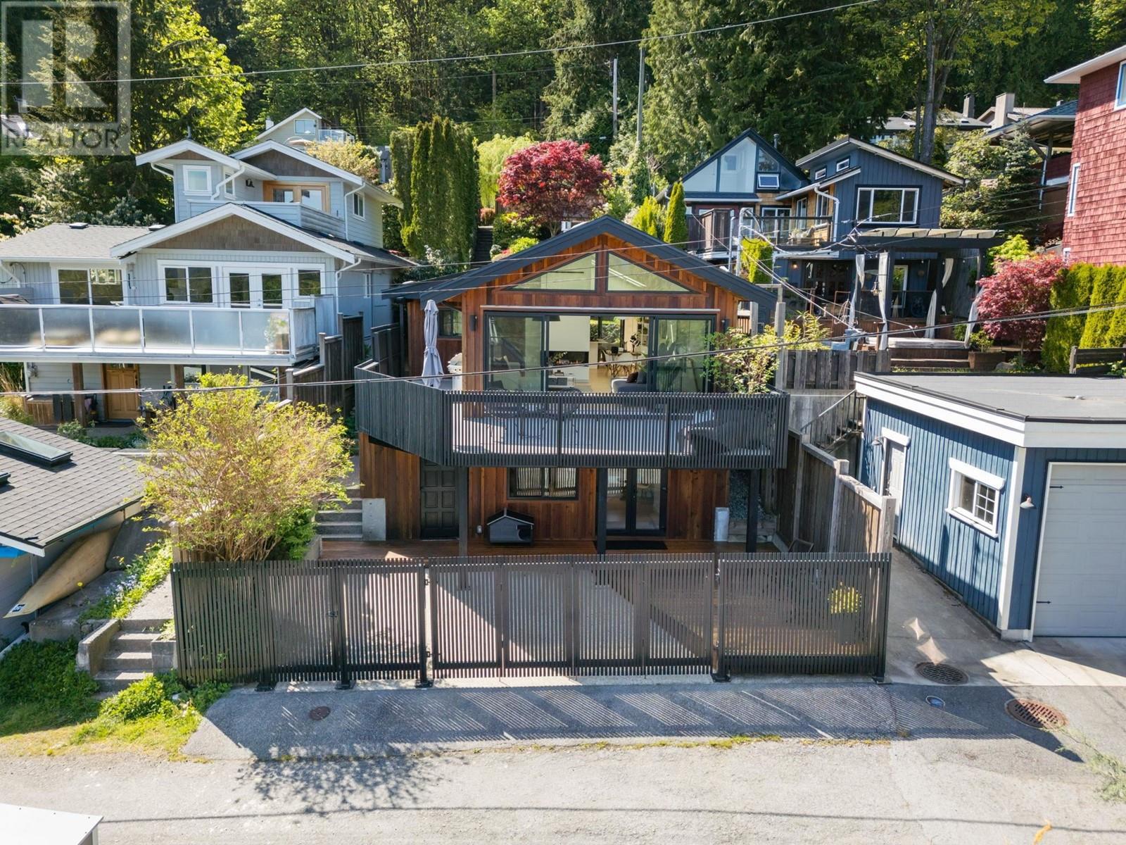 1964 Cliffwood Road, North Vancouver, British Columbia  V7G 1S2 - Photo 6 - R2998517