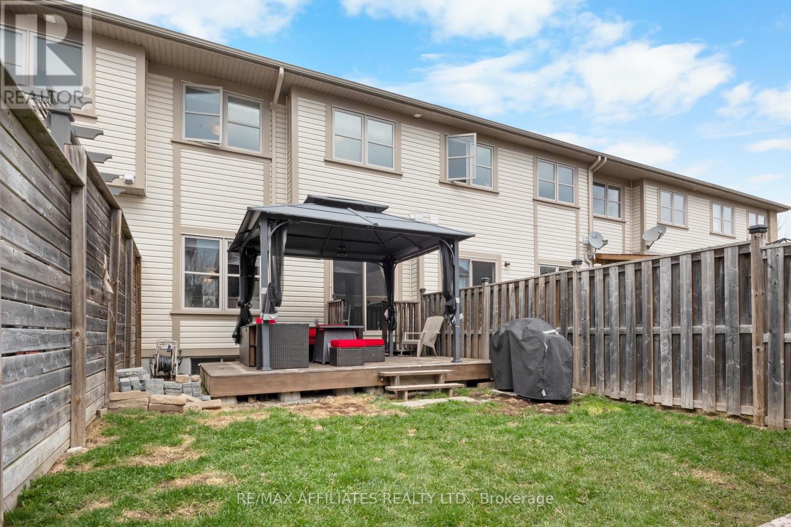 62 Hackberry Trail, Carleton Place, Ontario  K7C 0B1 - Photo 29 - X12117302