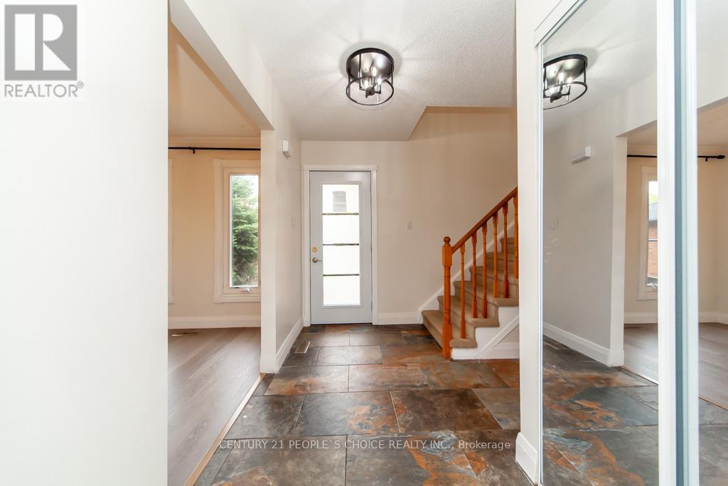 35 FERNBANK PLACE, whitby (pringle creek), Ontario