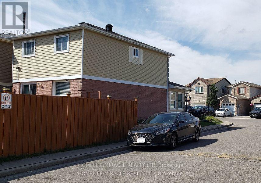 131 Plumrose Pathway, Toronto, Ontario  M1B 4B6 - Photo 4 - E12126010