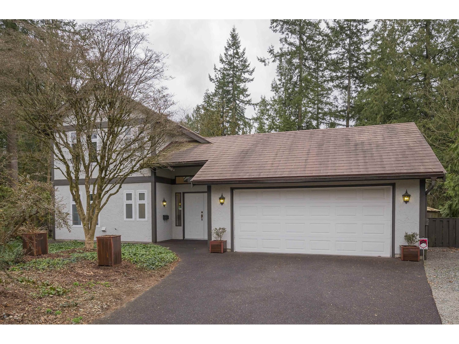 20152 37 AVENUE, langley, British Columbia