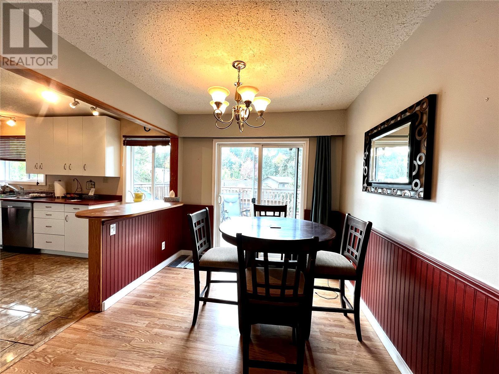 1690 15 Avenue Se, Salmon Arm, British Columbia  V1E 2E7 - Photo 14 - 10346403