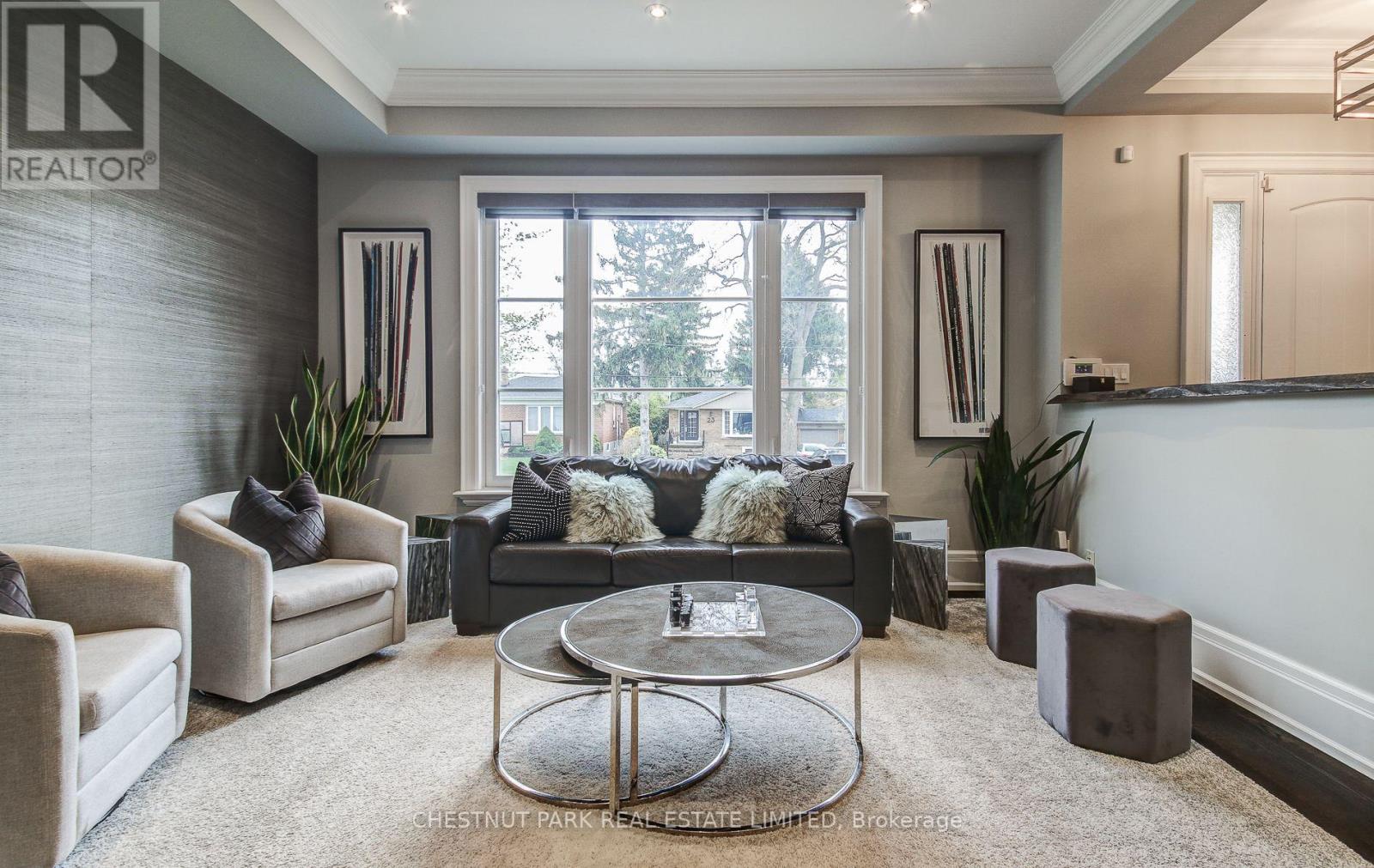Property at 22 LESMAR DRIVE image 4