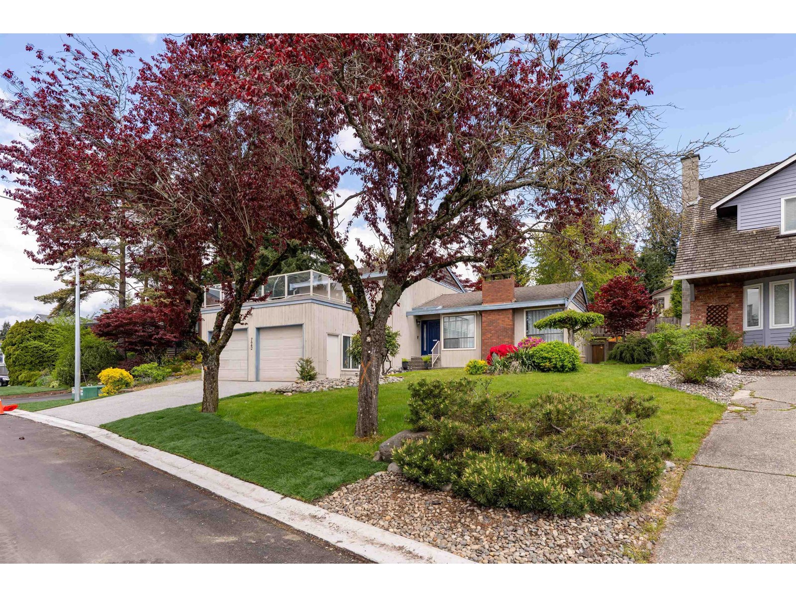 Property at 7642 GARFIELD DRIVE image 3