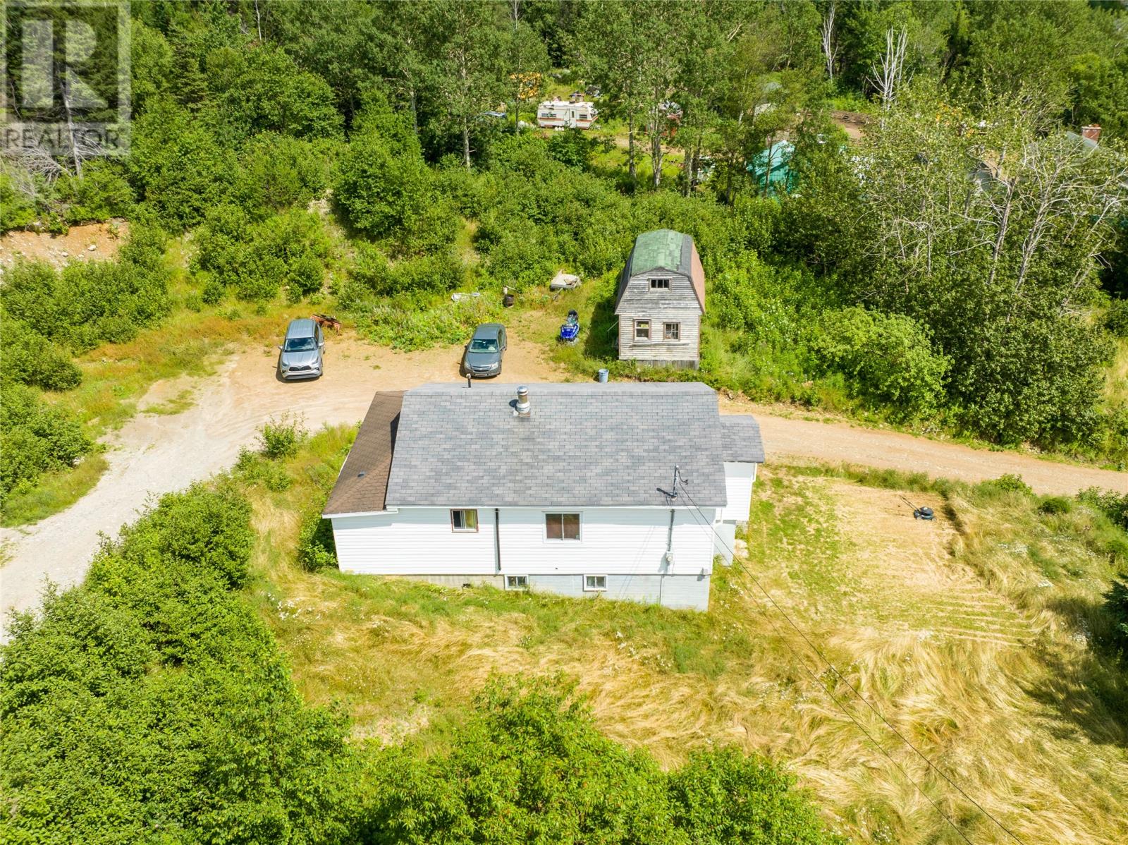 Property at 477A Main Street N image 4