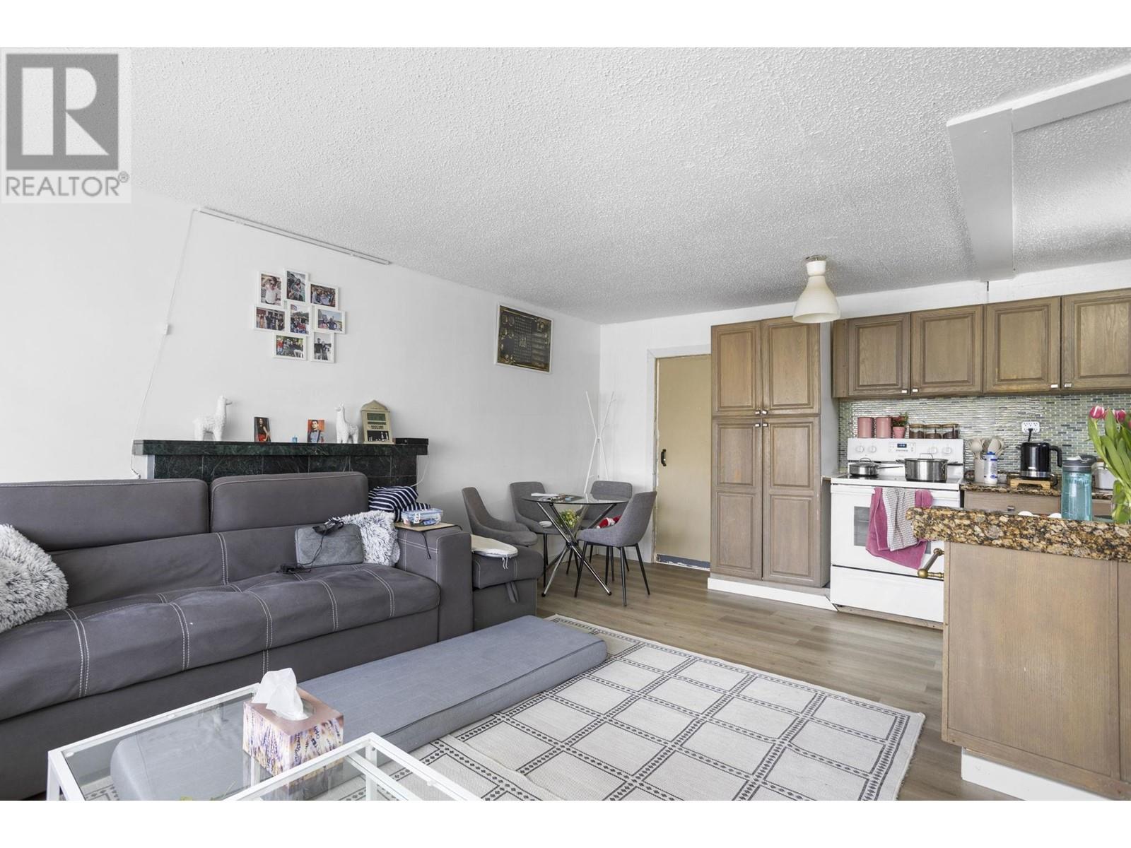 7409 Conway Avenue, Burnaby, British Columbia  V5E 2P7 - Photo 14 - C8068893