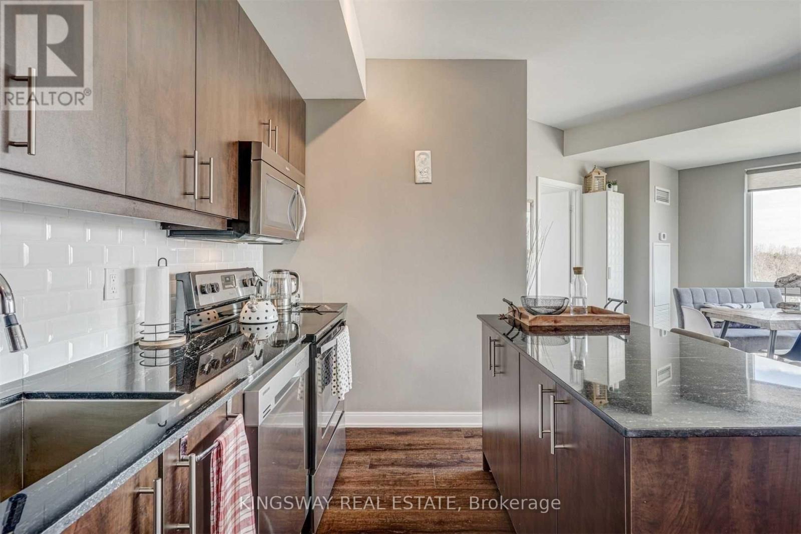 605 - 760 The Queensway Avenue, Toronto (Stonegate-Queensway), Ontario  M8Z 1N3 - Photo 9 - W12125995