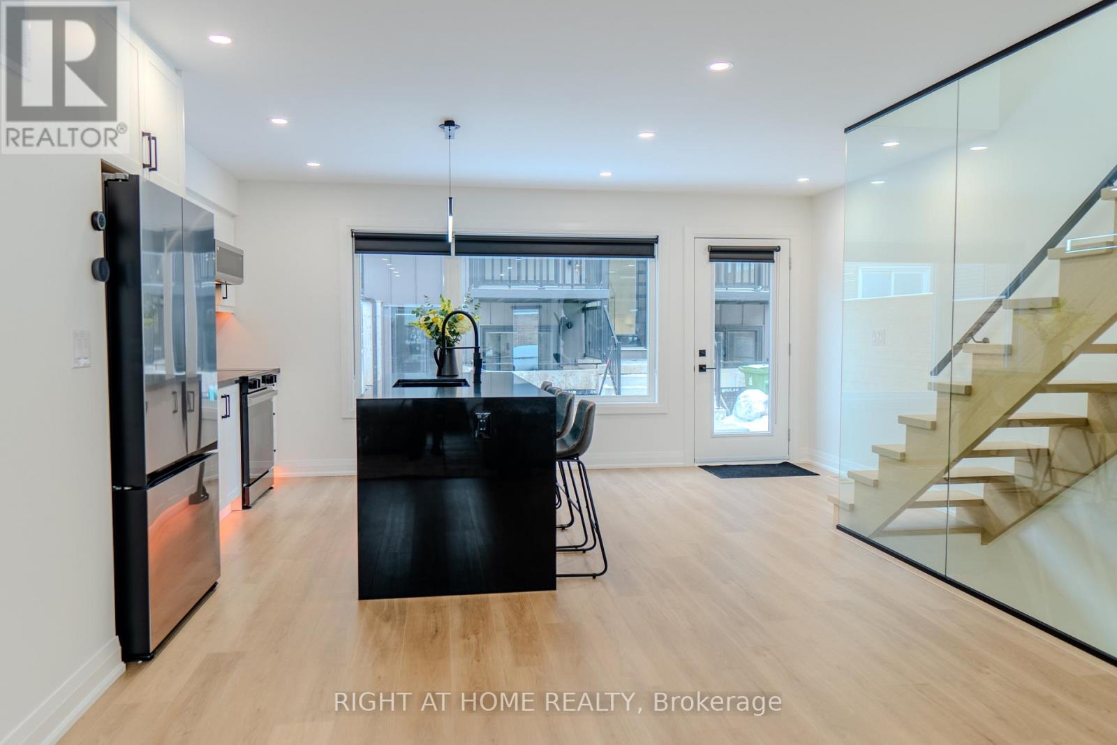 18 Habibi Lane, Toronto, Ontario  M6E 1N1 - Photo 6 - W12126009