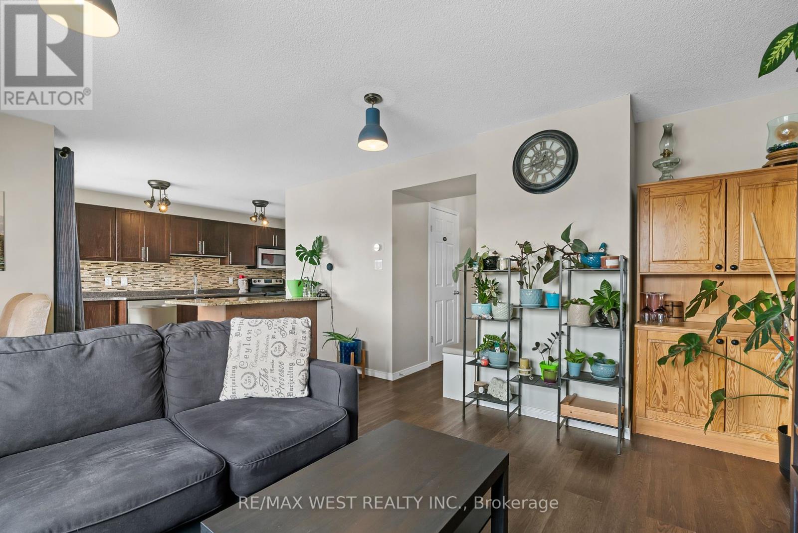 15 - 950 Highland Road W, Kitchener, Ontario  N2N 0A5 - Photo 11 - X12125987