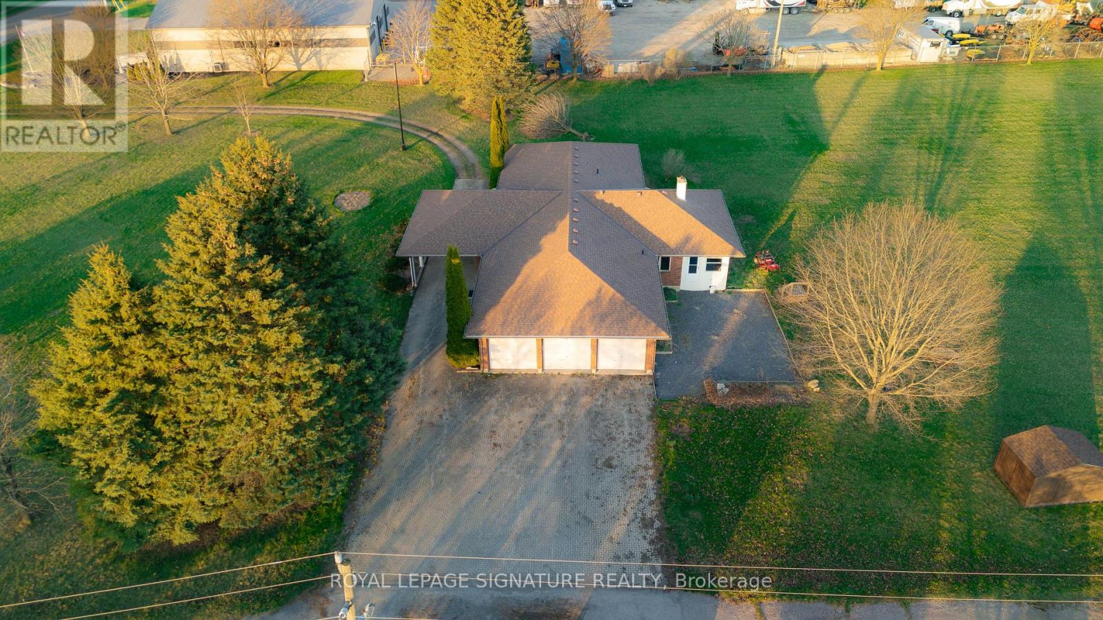 24 Brian Drive, Brant, Ontario  N0E 1A0 - Photo 28 - X12125994