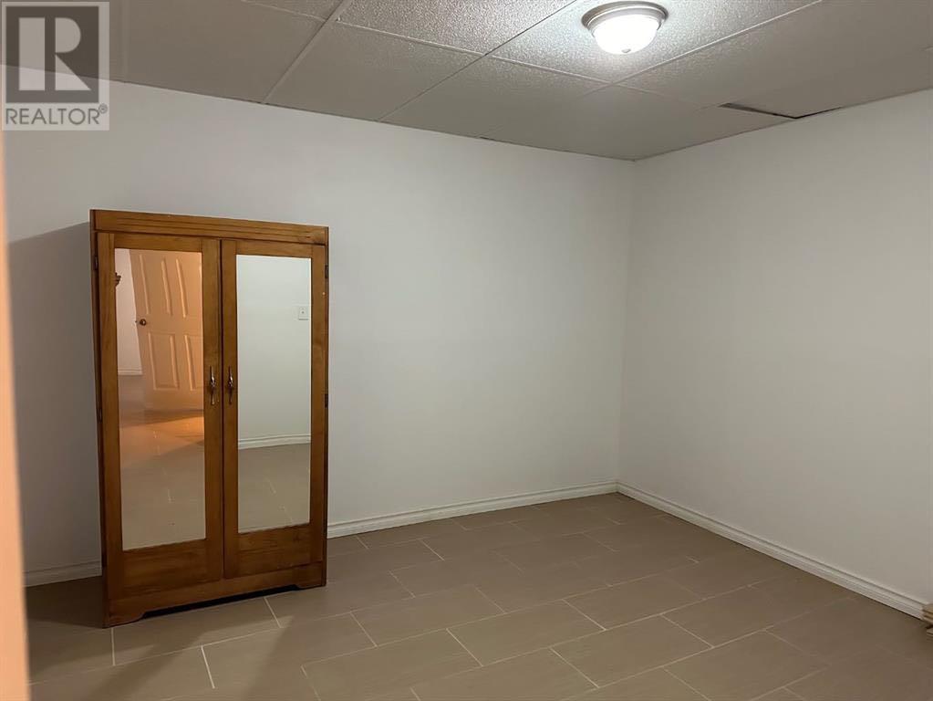10 Panamount Mews Nw, Calgary, Alberta  T3K 5L8 - Photo 16 - A2198406