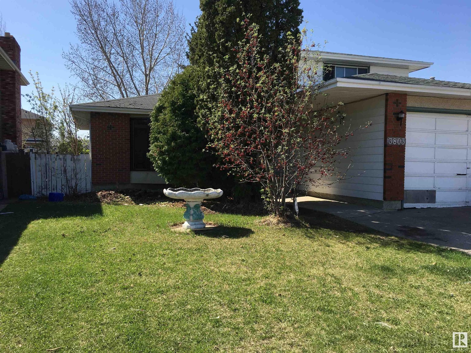 Property at 3803 132 AV NW image 1