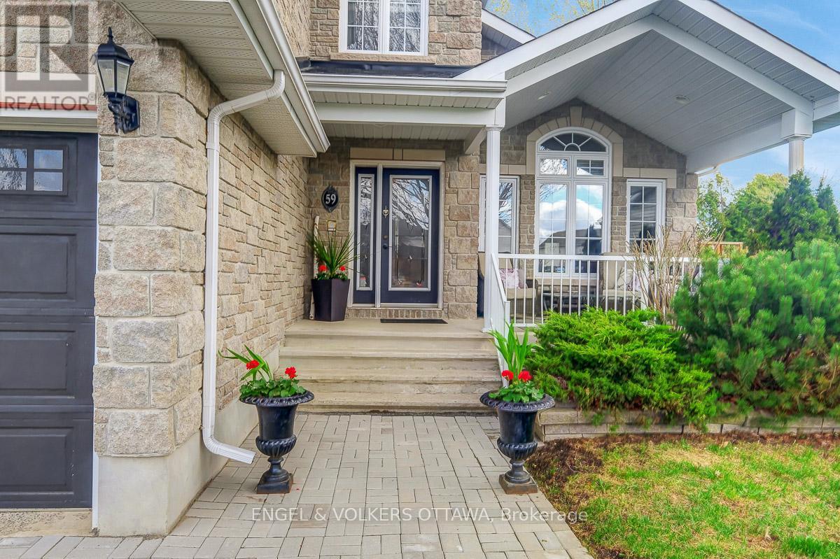 Property at 59 FRONTENAC BOULEVARD image 3