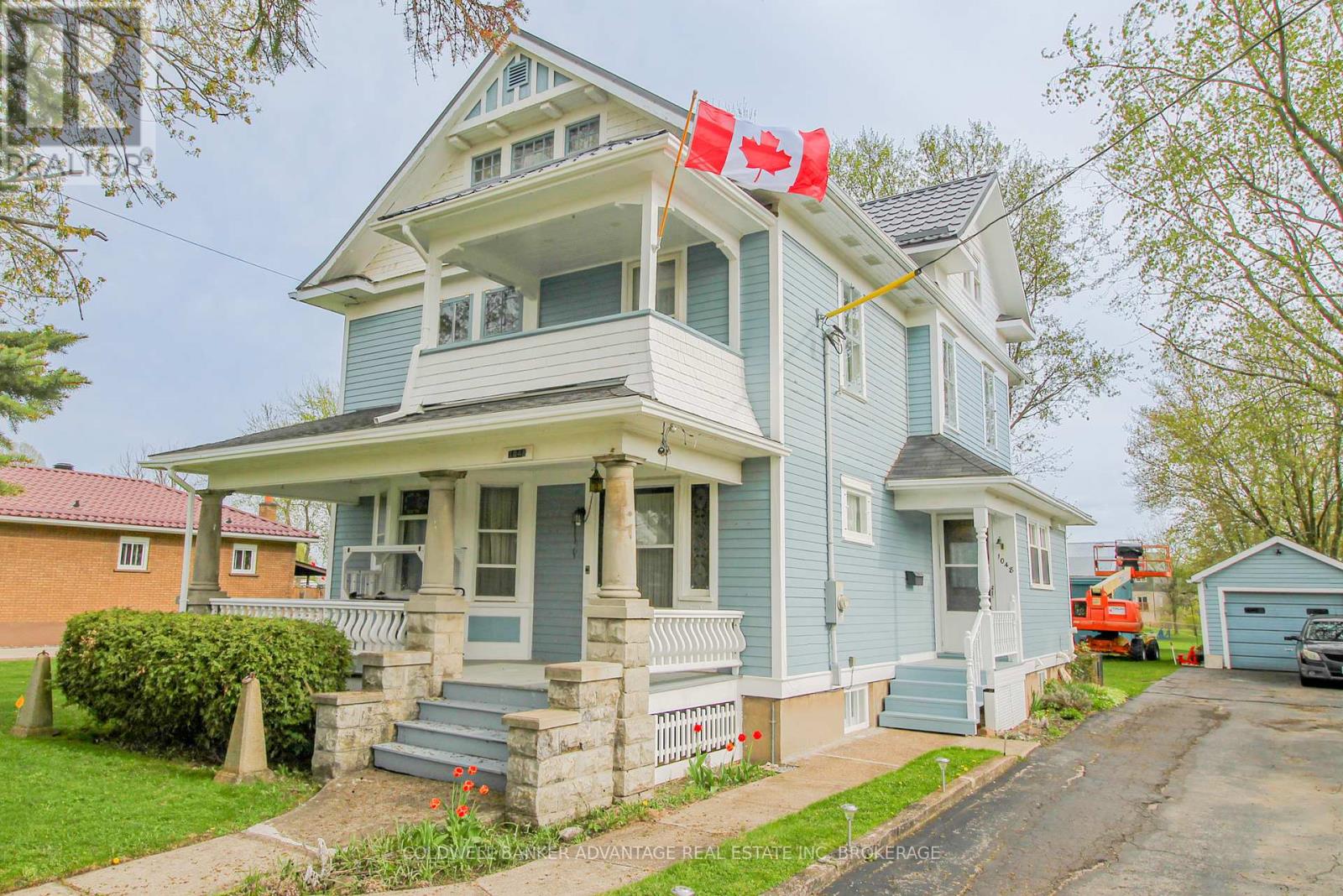Property at 1048 ONTARIO ROAD image 1