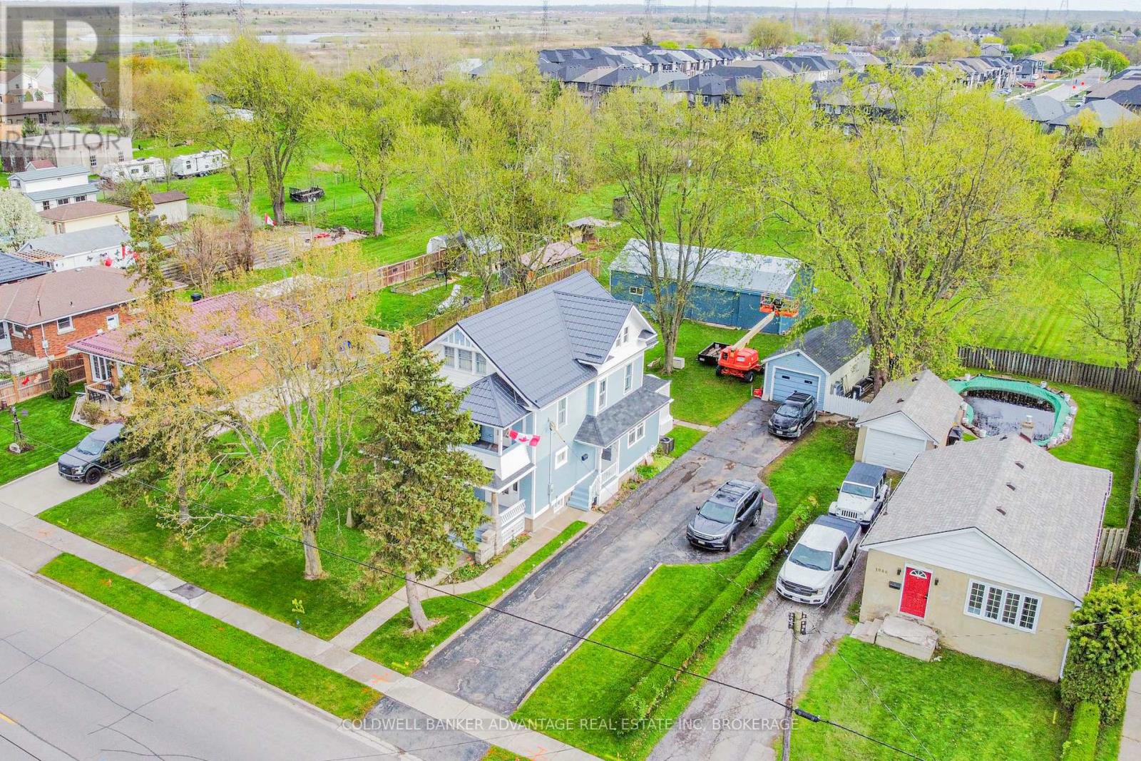 Property at 1048 ONTARIO ROAD image 3