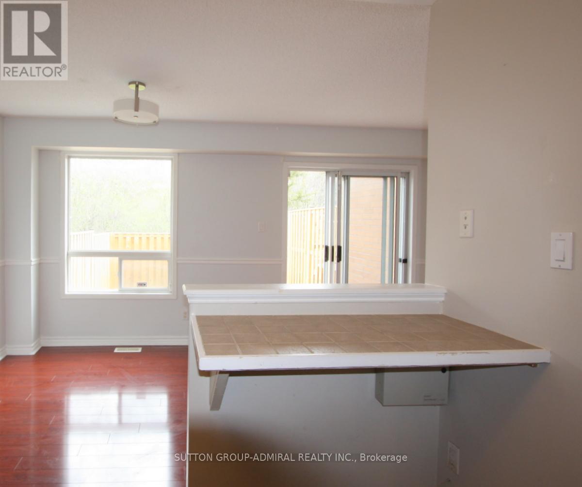 27 - 811 Wilson Road N, Oshawa, Ontario  L1G 7Z5 - Photo 3 - E12125705