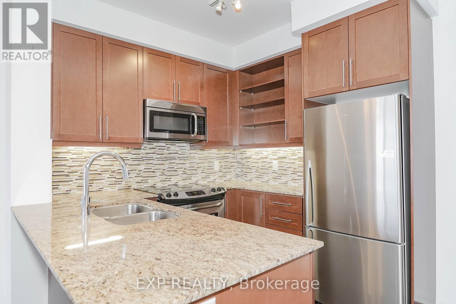 1011 - 55 Oneida Crescent, Richmond Hill, Ontario  L4B 0E8 - Photo 16 - N12067935