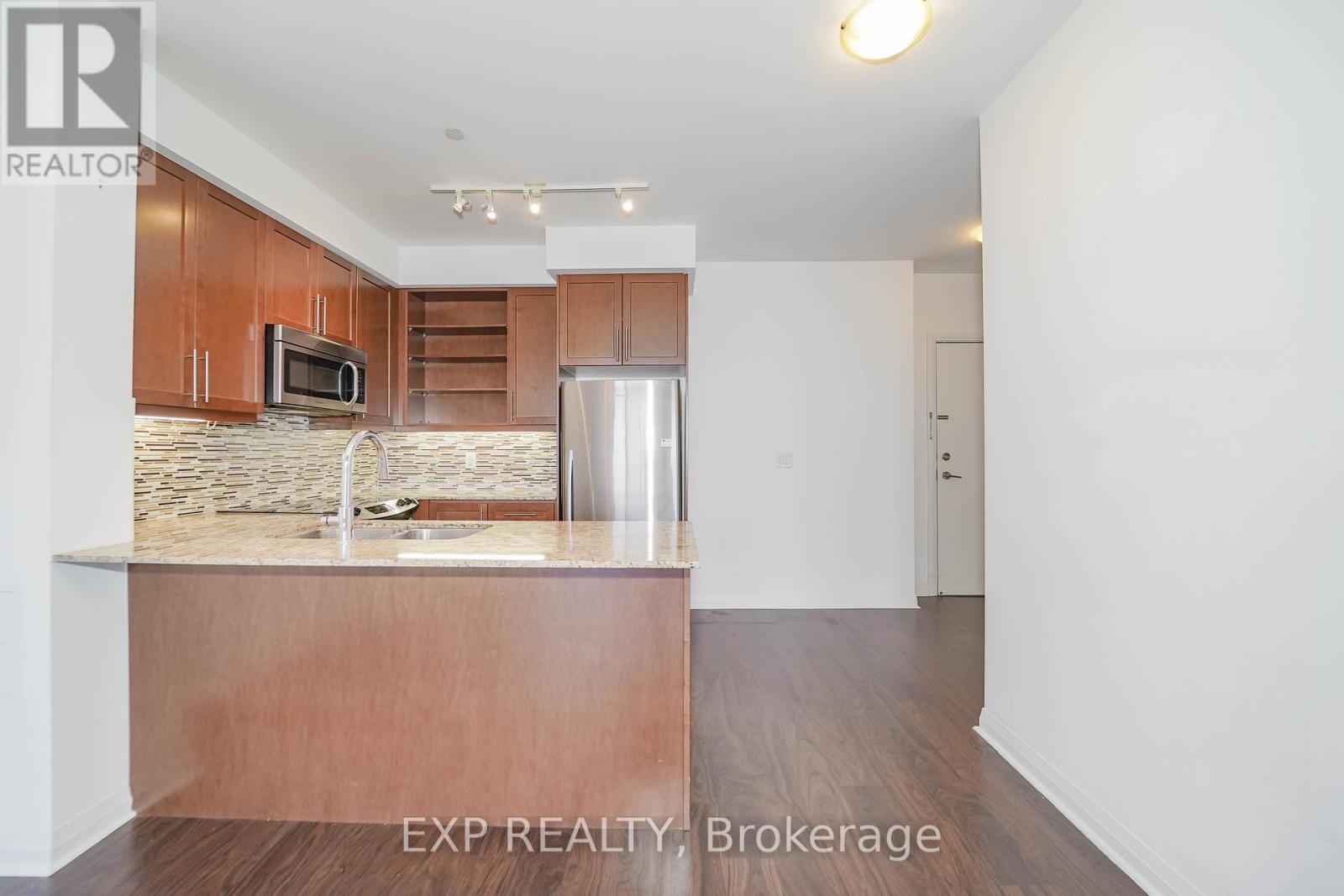 1011 - 55 Oneida Crescent, Richmond Hill, Ontario  L4B 0E8 - Photo 18 - N12067935