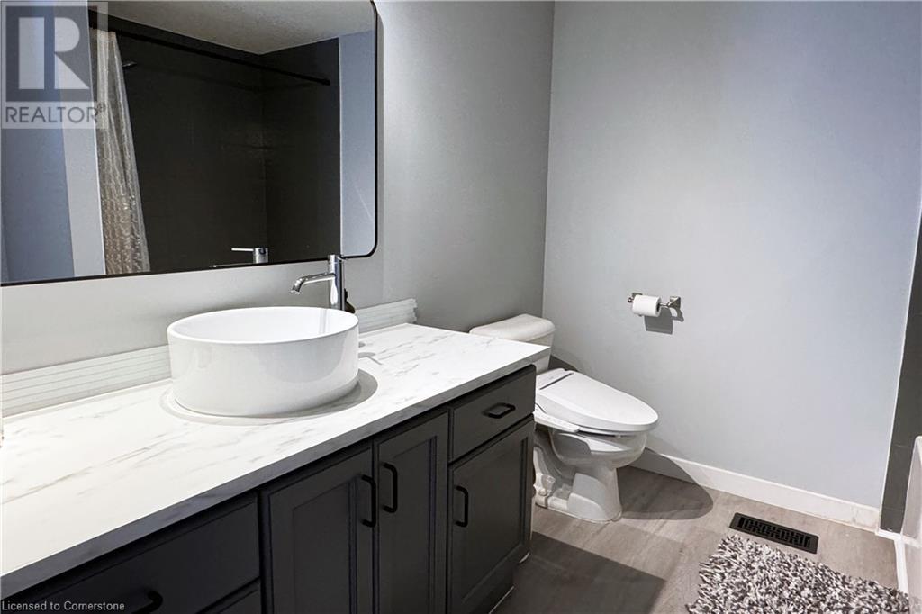605 Goldthread Street, Waterloo, Ontario  N2V 2X6 - Photo 10 - 40725134