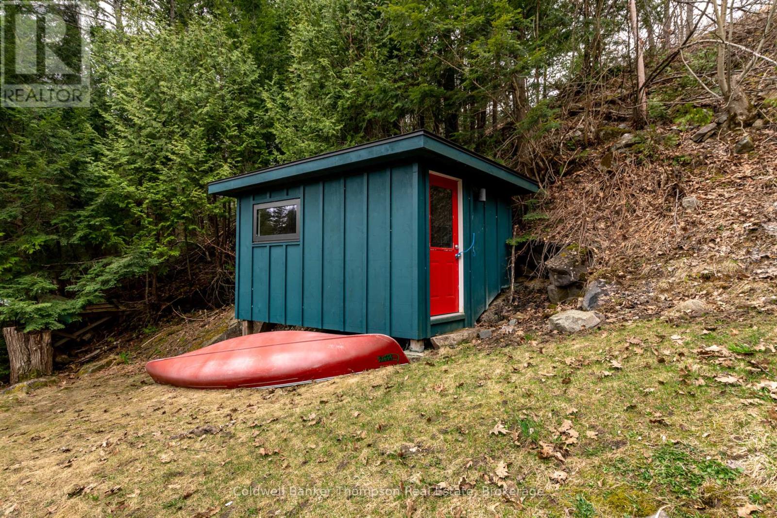 1063 Lakeview Road, Muskoka Lakes, Ontario  P0B 1M0 - Photo 44 - X12126044