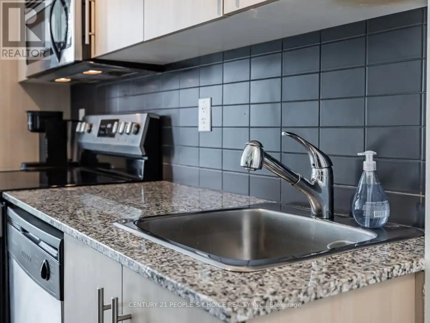 1203 - 65 Bremner Boulevard, Toronto (Waterfront Communities), Ontario  M5J 0A7 - Photo 6 - C12126069