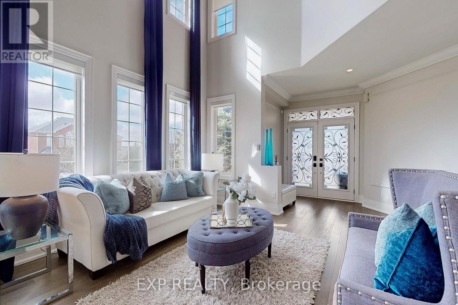 Property at 50 SPLENDOR DRIVE image 4
