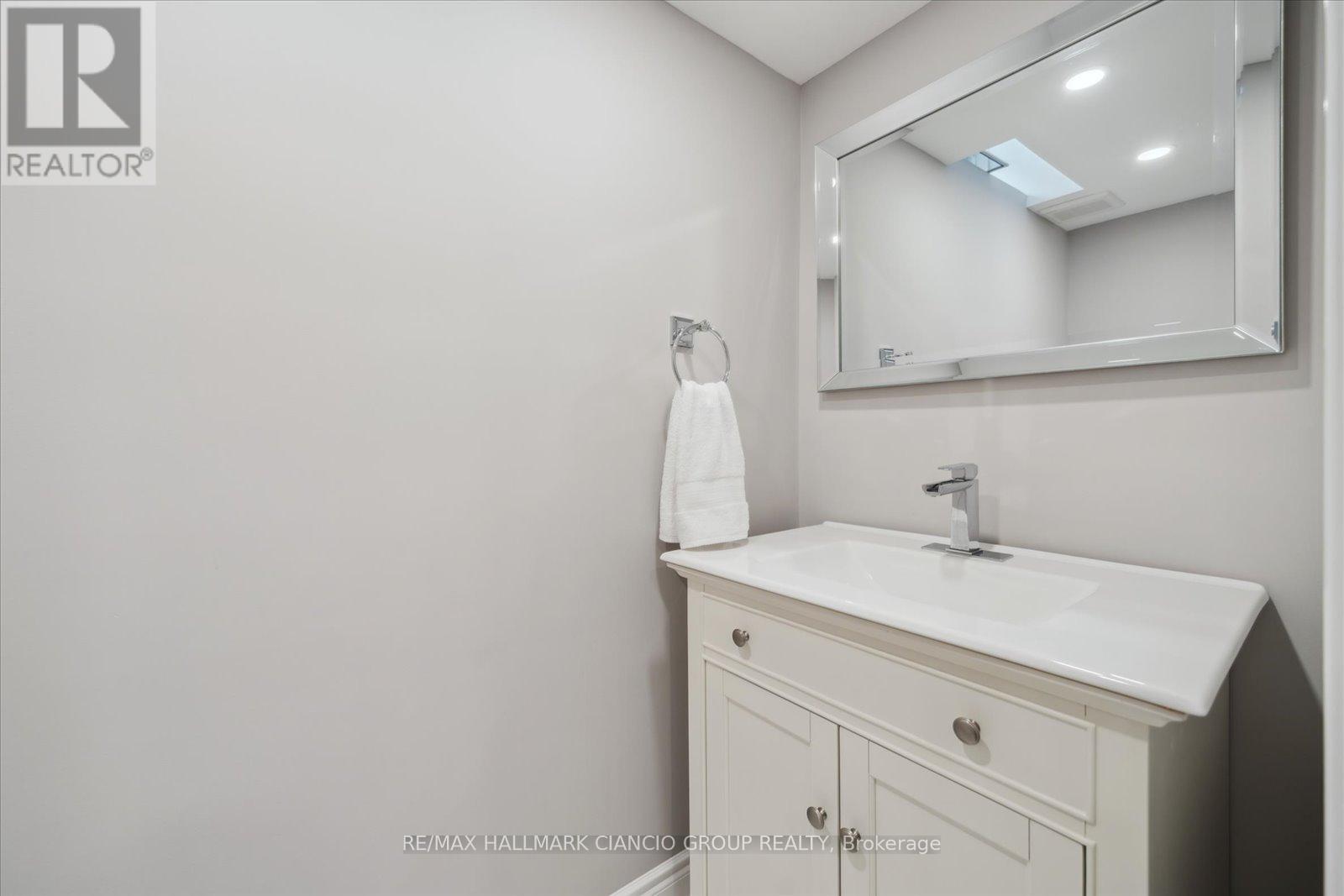 32 Maplebank Crescent, Whitchurch-Stouffville, Ontario  L4A 0R8 - Photo 36 - N12125218