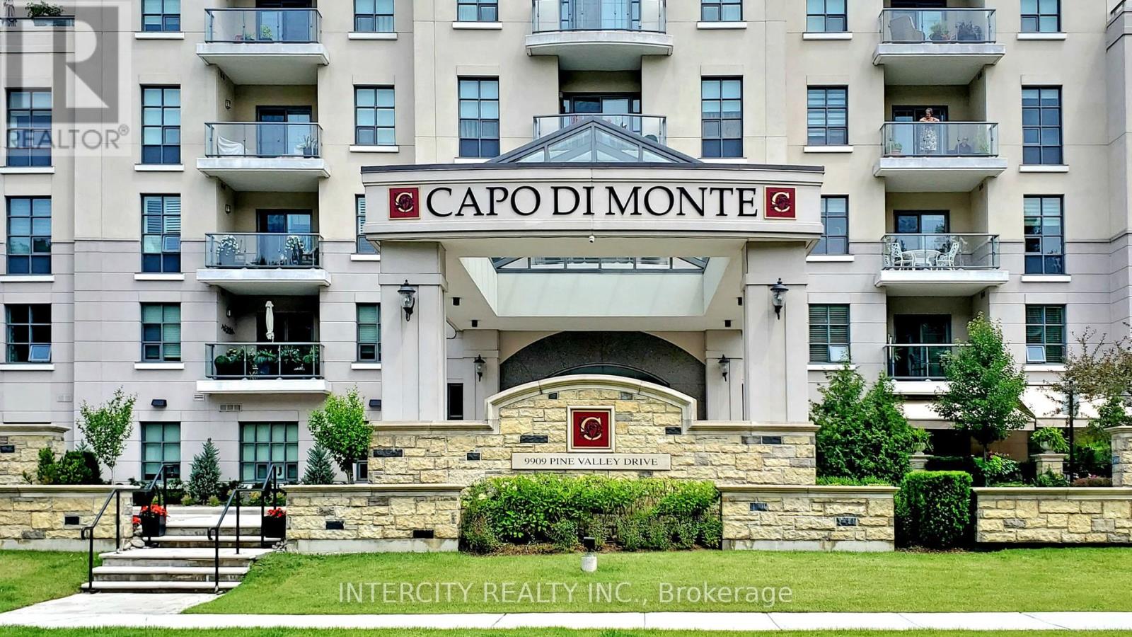 411 - 9909 PINE VALLEY DRIVE, Vaughan, Ontario