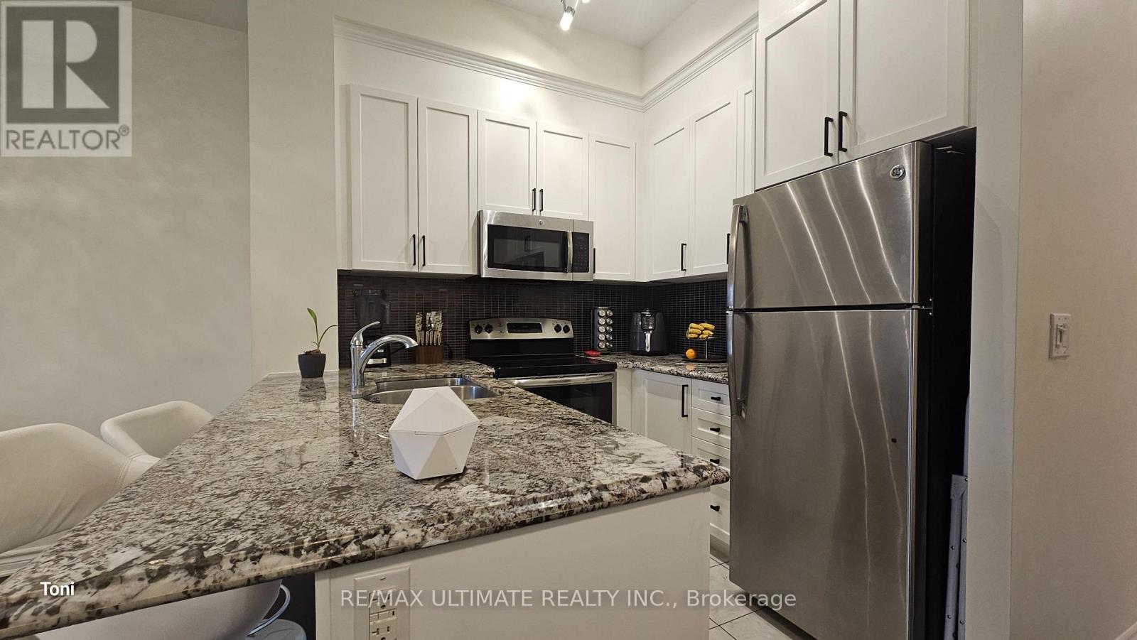 103 - 2300 Upper Middle Road W, Oakville, Ontario  L6M 0T4 - Photo 11 - W12125803