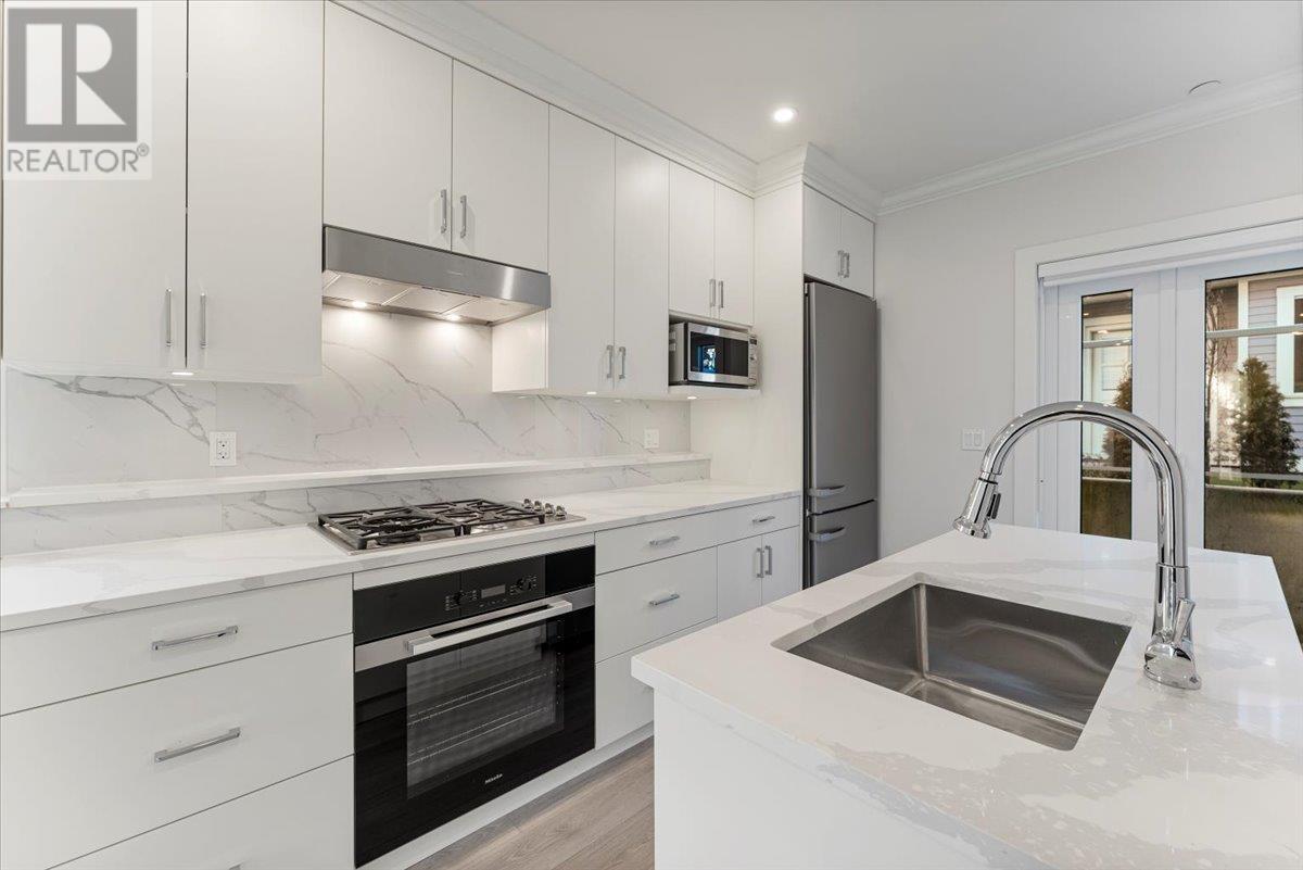 2229 W 16th Avenue, Vancouver, British Columbia  V6K 3B4 - Photo 12 - R2998550