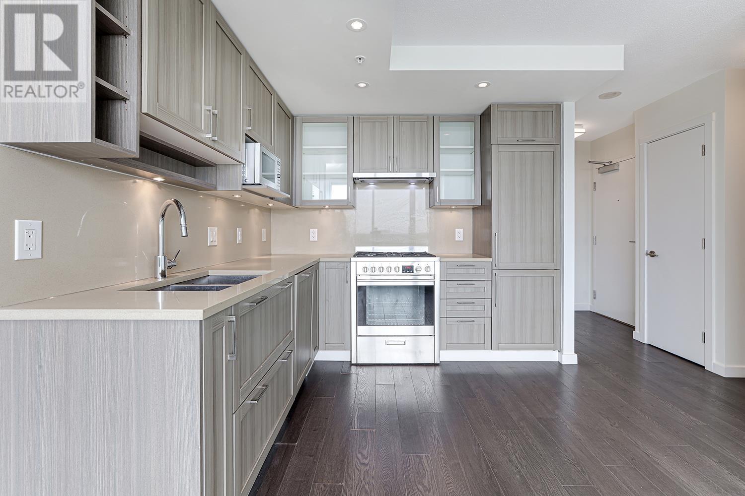 1510 5665 BOUNDARY ROAD, vancouver, British Columbia