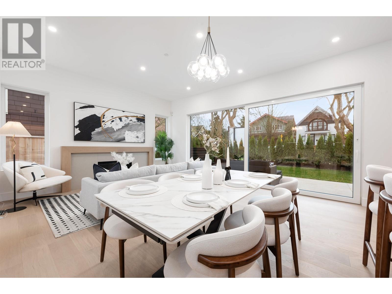 1 3151 W 10th Avenue, Vancouver, British Columbia  V6K 2L1 - Photo 3 - R2998569