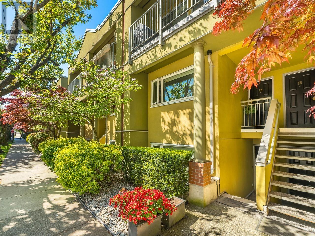 15 795 W 8th Avenue, Vancouver, British Columbia  V5Z 1C9 - Photo 1 - R2998584