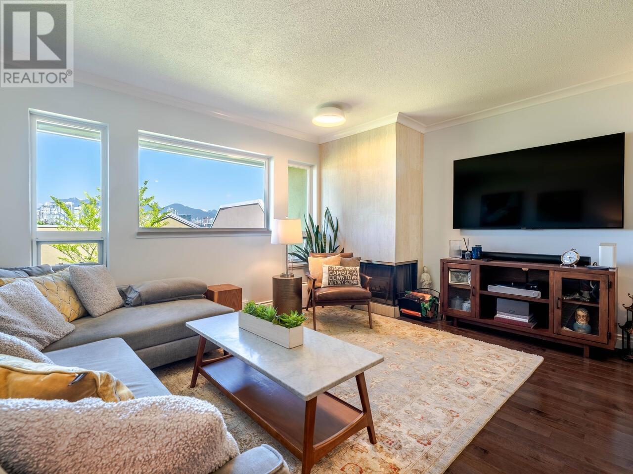 15 795 W 8th Avenue, Vancouver, British Columbia  V5Z 1C9 - Photo 4 - R2998584