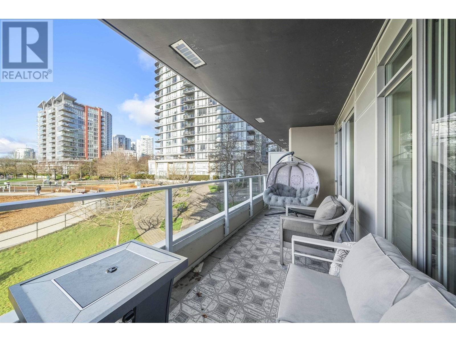 106 8 Smithe Mews, Vancouver, British Columbia  V6B 0A5 - Photo 27 - R2998612