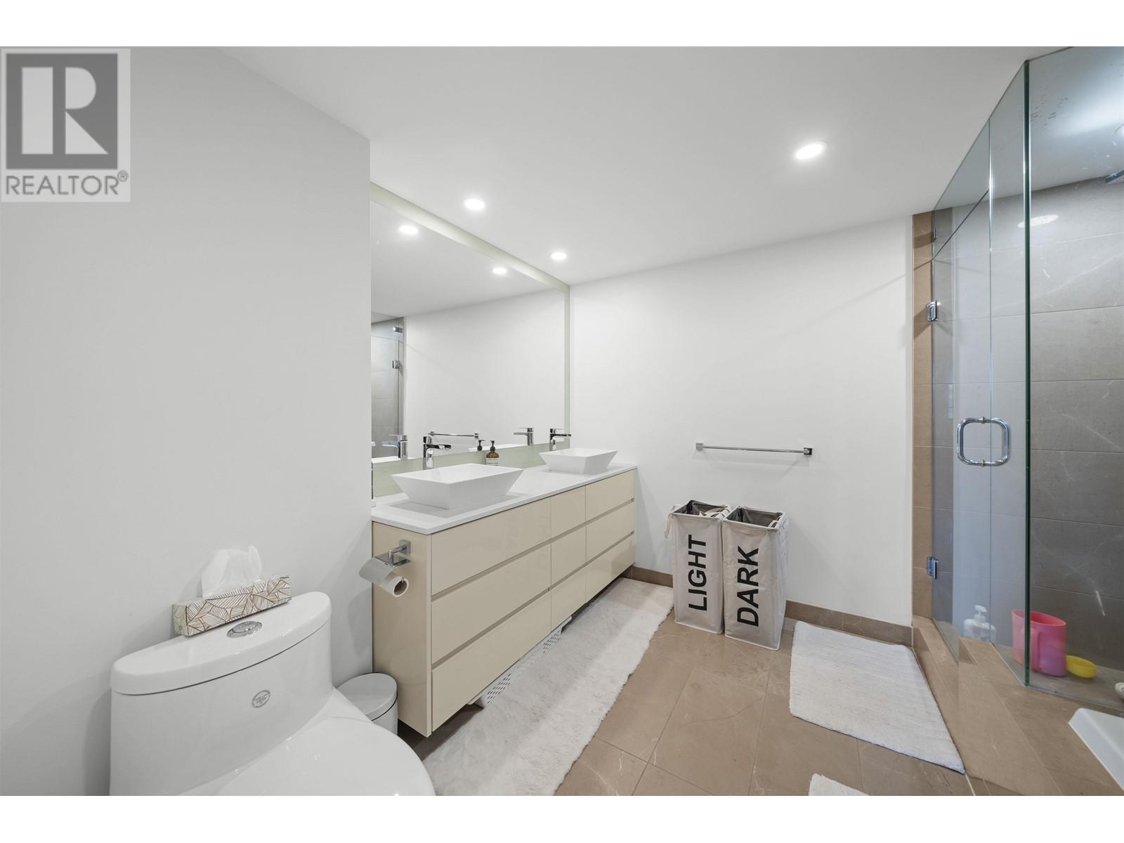 106 8 Smithe Mews, Vancouver, British Columbia  V6B 0A5 - Photo 29 - R2998612