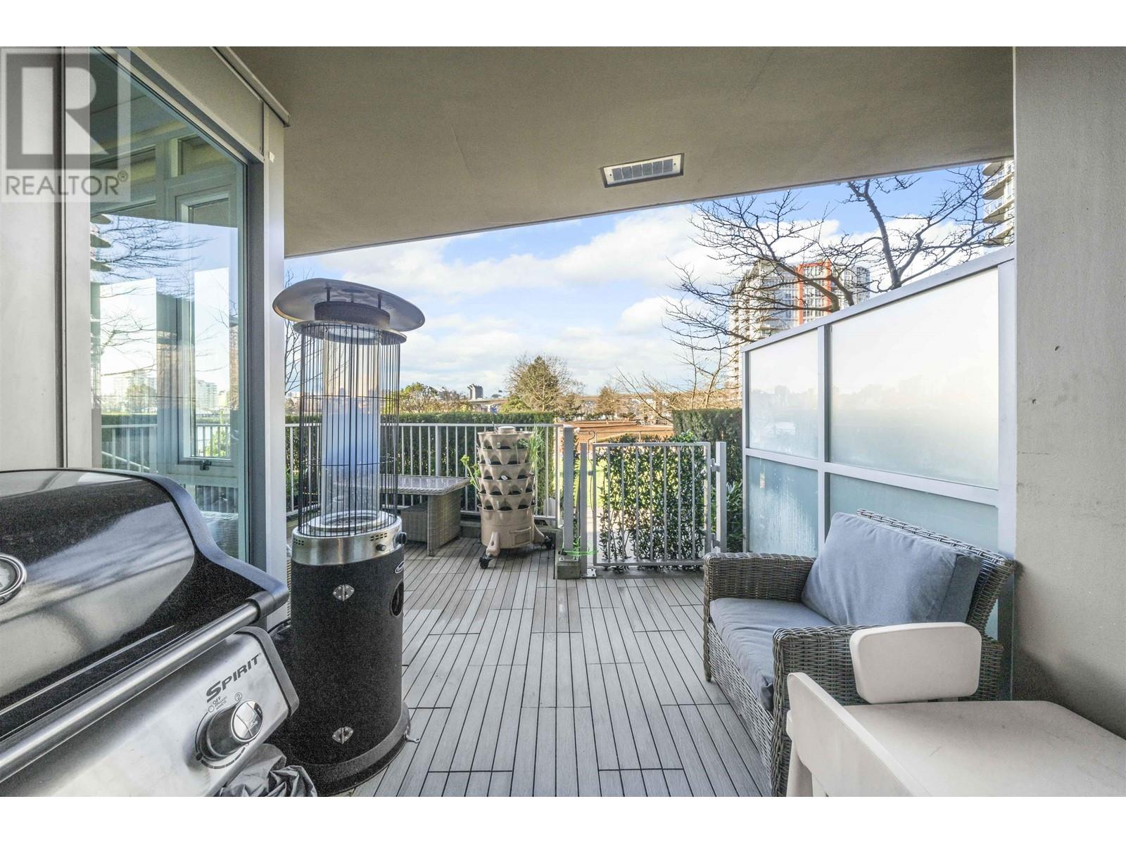 106 8 Smithe Mews, Vancouver, British Columbia  V6B 0A5 - Photo 7 - R2998612