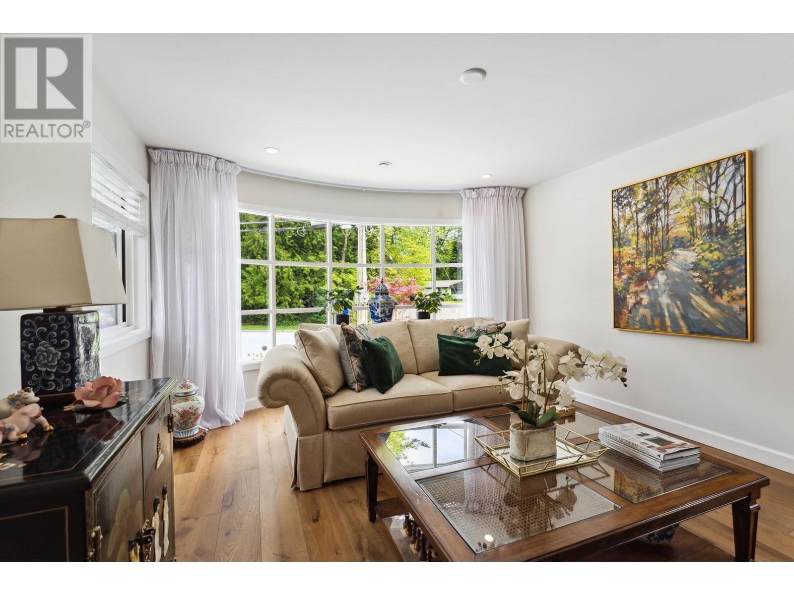 Property at 3061 BEWICKE AVENUE image 3