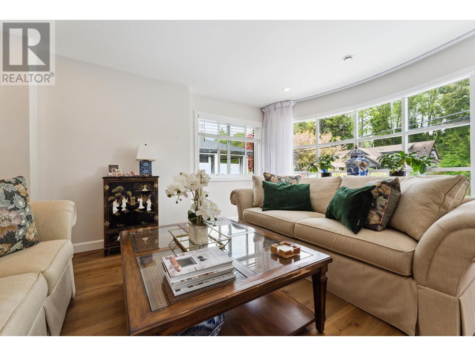 Property at 3061 BEWICKE AVENUE image 4