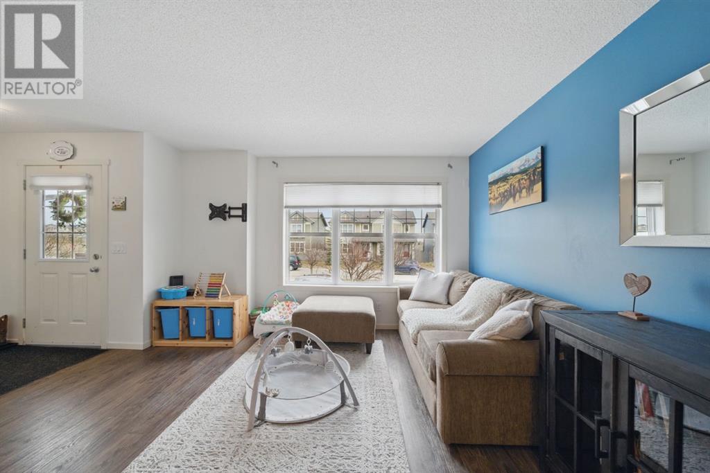Property at 13 Panamount Avenue NW image 2